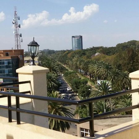 Palm Palace Hotel บาเฮอร์ดาร์ ภายนอก รูปภาพ